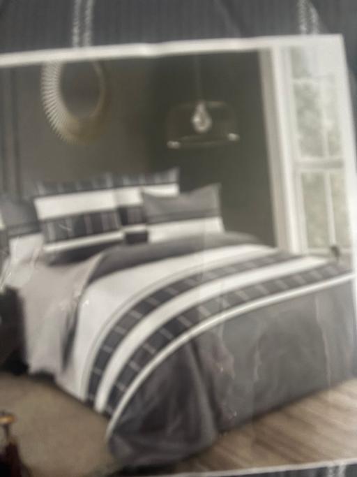 Buy & Sell Princes End Sandwell - Photos for Bed throw and pillow shams