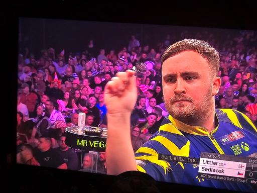 Buy & Sell Willenhall Walsall - Photos for 65 inch sky glass tv. 9 moths old only. 