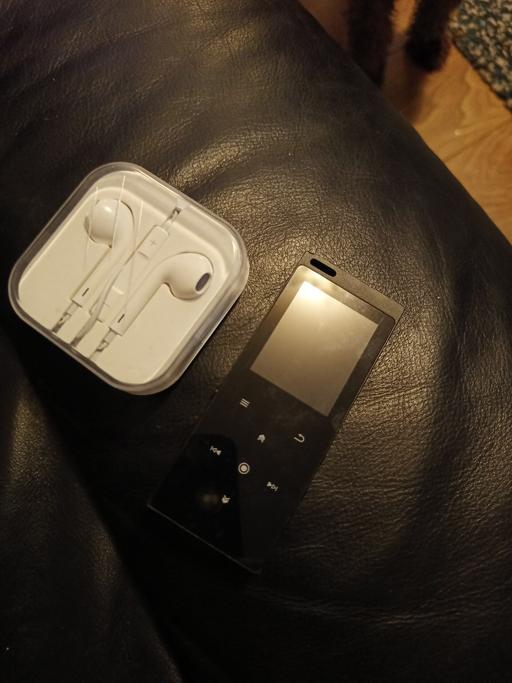 Buy & Sell Woodcross Wolverhampton - Photos for MP3 player
