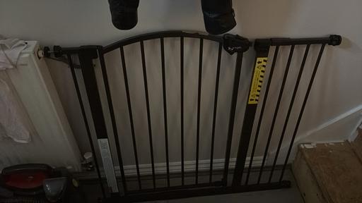 Buy & Sell Pensnett Trading Estate Dudley - Photos for Extended stair gate