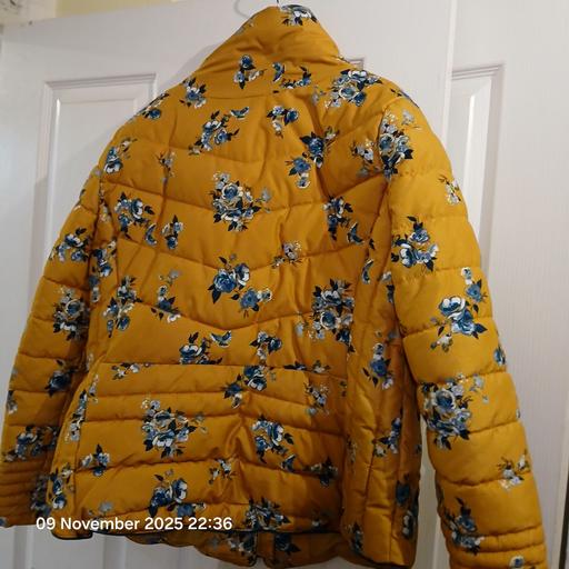 Buy & Sell Surrey Quays South East London - Photos for coat