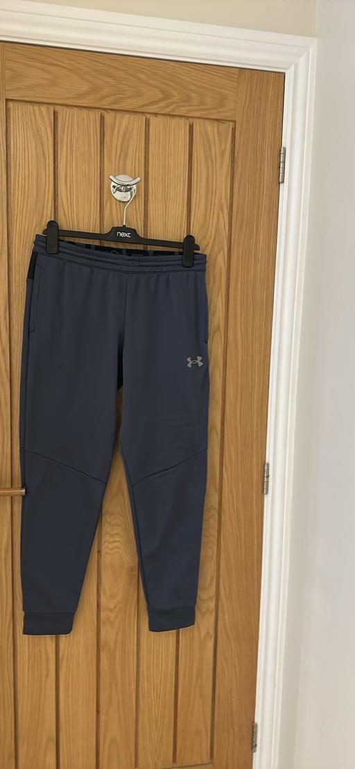 Buy & Sell South Hylton Sunderland - Photos for Under armour tracksuit