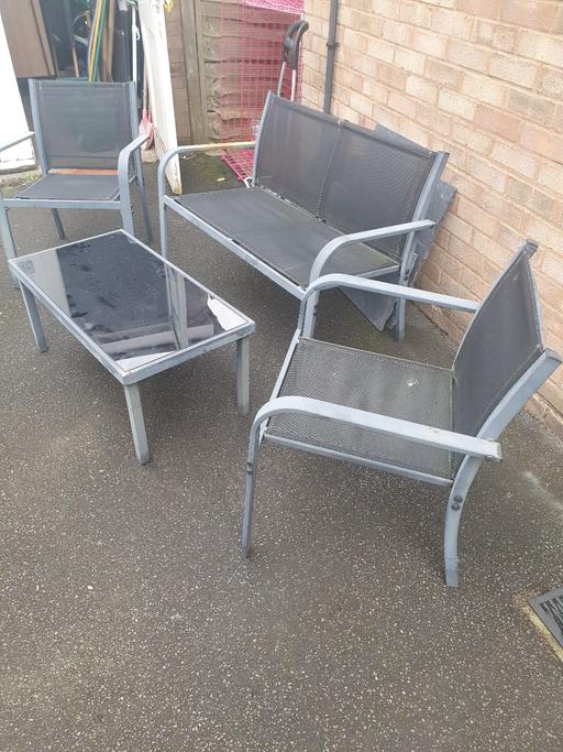 Buy & Sell Pensnett Dudley - Photos for Metal Garden Furniture Set - Bench, 2 Chairs
