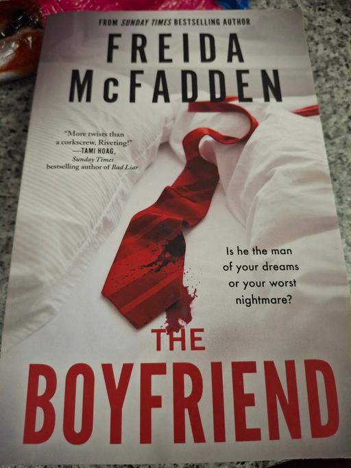 Buy & Sell Studley Stratford-on-Avon - Photos for the boyfriend freida mcfadden