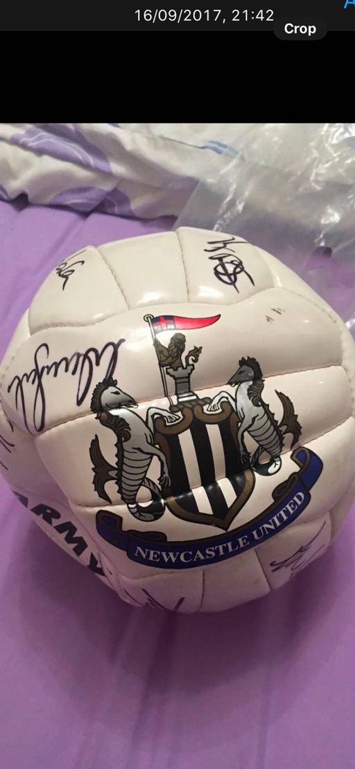 Buy & Sell Burgh Heath Reigate and Banstead - Photos for Signed New Castle United Football