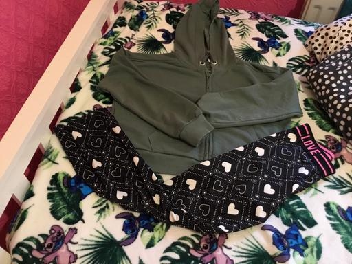 Buy & Sell Woodcross Wolverhampton - Photos for Girls Leggings And Hoodies Outfit Size 9/10