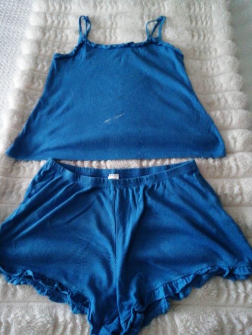 Buy & Sell Wednesfield Wolverhampton - Photos for ladies Pj's size *L* (White mark on top)