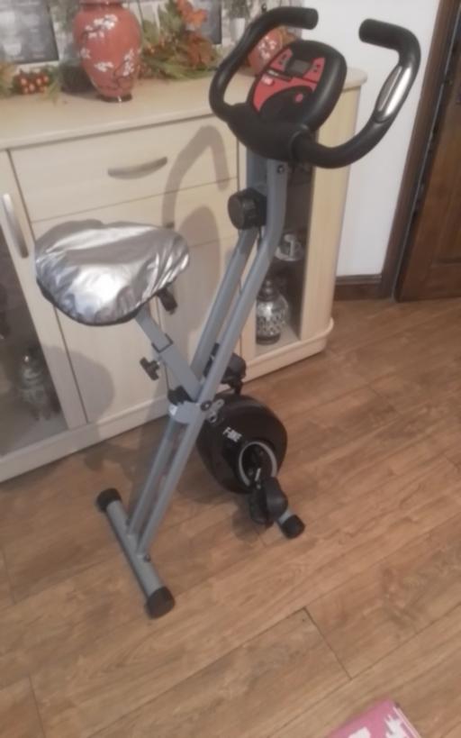 Buy & Sell Swinley Wigan - Photos for AS NEW FOLDAWAY F.BIKE