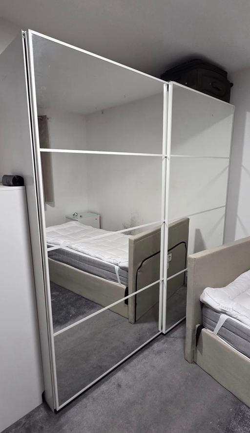 Buy & Sell Newham East London - Photos for Sliding mirror doors