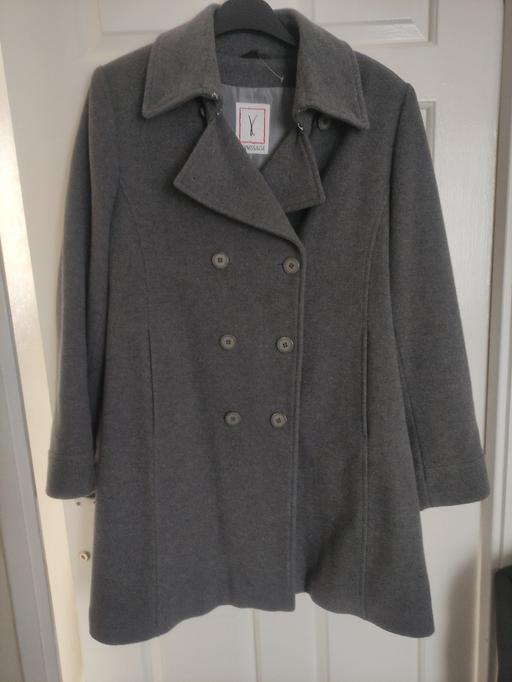 Buy & Sell Grafton Street Industrial Estate West Northamptonshire - Photos for Ladies coat