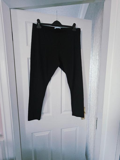 Buy & Sell Newton Doncaster - Photos for Black coloured leggings..size 18/20.
