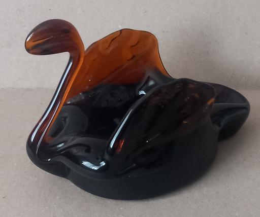 Buy & Sell Thatto Heath Saint Helens - Photos for vintage amber glass swan trinket dish