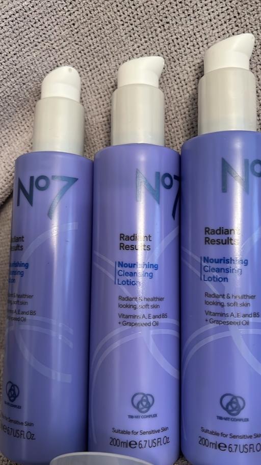 Buy & Sell Easington Lane Sunderland - Photos for 3 Cleansing Lotions By No 7 ( New )