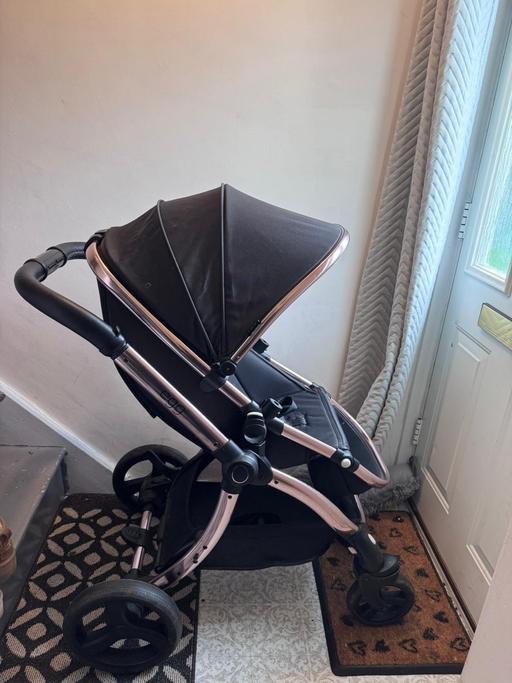 Buy & Sell Amersham Buckinghamshire - Photos for Egg pushchair - rose gold and black