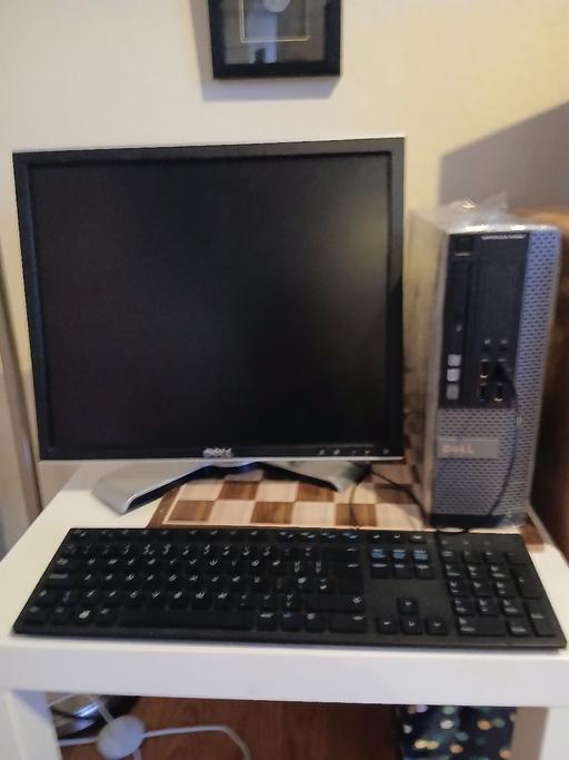 Buy & Sell Hill Top Sandwell - Photos for DESKTOP COMPUTER