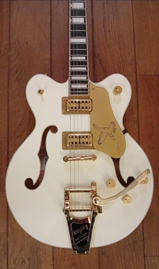 Buy & Sell Fulham Broadway South West London - Photos for Gretsch White Falcon