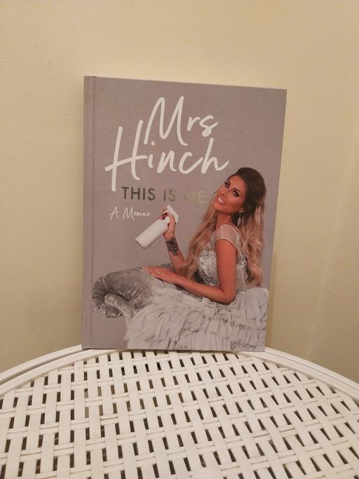 Buy & Sell Essington Wolverhampton - Photos for Mrs Hinch Hardback Book