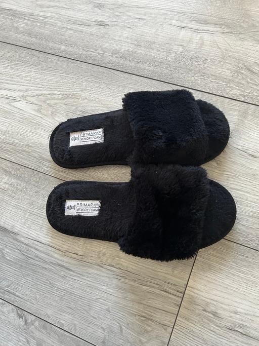 Buy & Sell Highams Park East London - Photos for Slippers