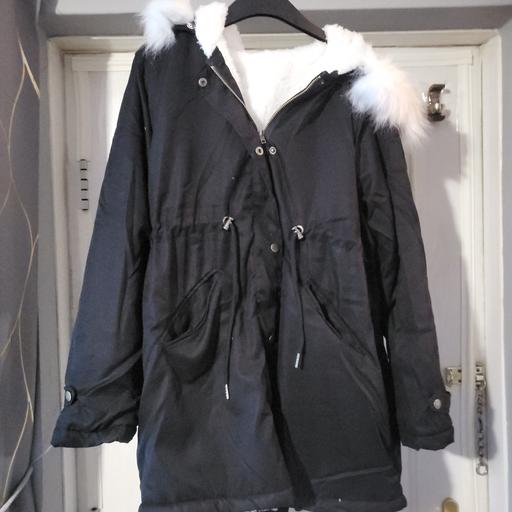 Buy & Sell Woodsetton Dudley - Photos for women's parker style coat size xl