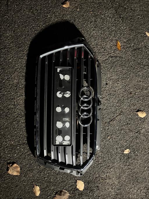 Vehicles Croydon Croydon - Photos for 2017 Audi s3 facelift grill