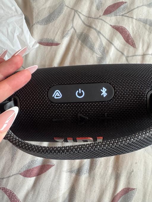 Buy & Sell Clifton Central Bedfordshire - Photos for JBL Charge 6 Speaker