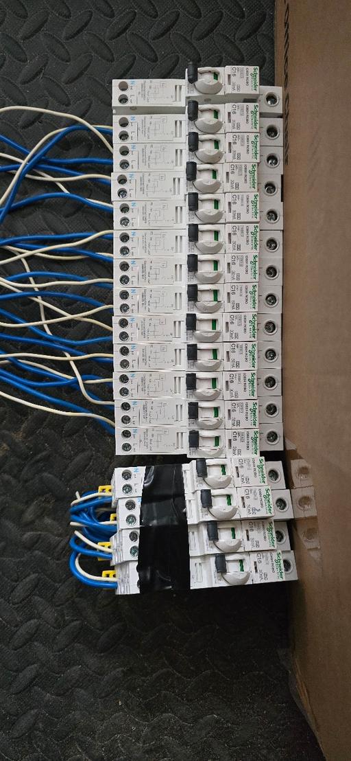 Buy & Sell Saint Mellons Cardiff - Photos for Schneider RCBOs