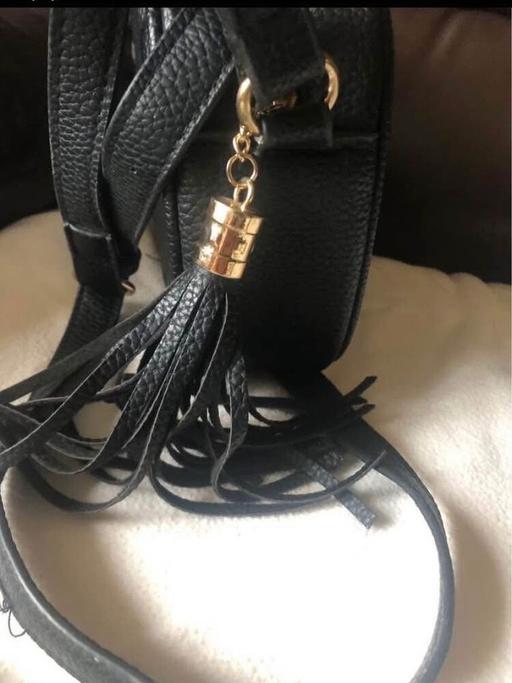 Buy & Sell Calmore New Forest - Photos for Black leather handbag