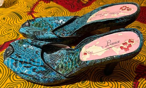 Buy & Sell Toton (Beeston) Broxtowe - Photos for Poetic Licence green slippers