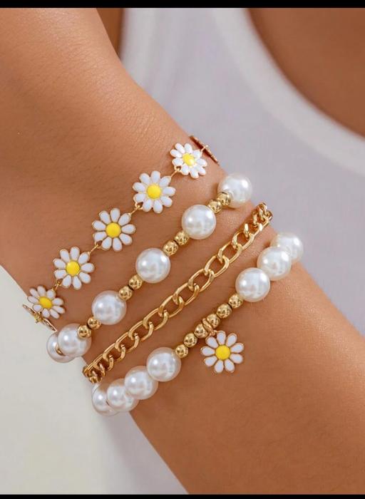 Buy & Sell Bradley Fold Trading Estate Bury - Photos for Braclets New & Bagged