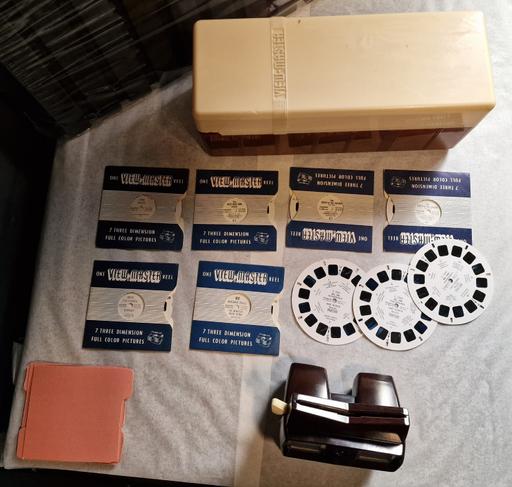 Buy & Sell Scawsby Doncaster - Photos for vintage viewmaster complete.