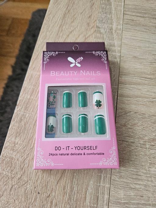 Buy & Sell Newton Doncaster - Photos for Stick on nails..24pcs..NEW
