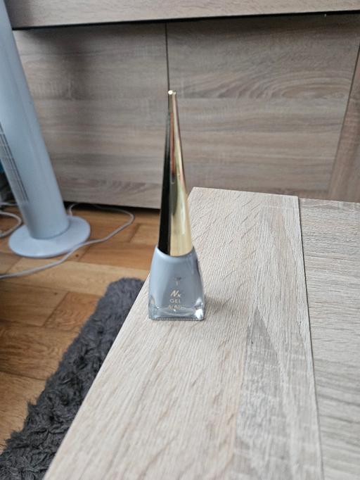 Buy & Sell Newton Doncaster - Photos for Gel nailpolish..grey colour..like new.