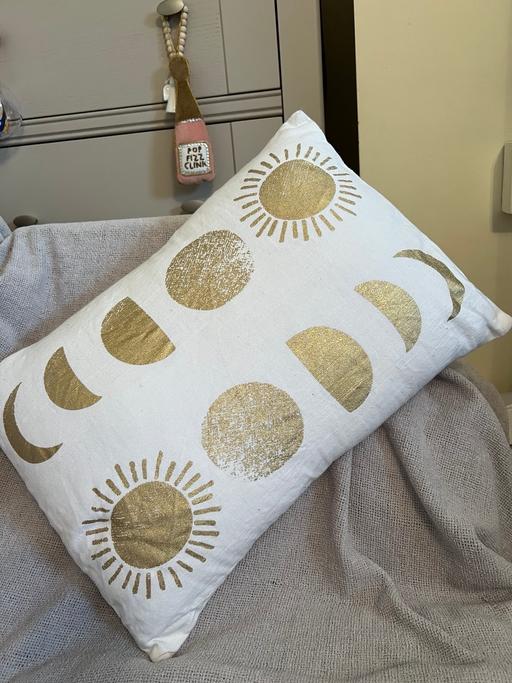 Buy & Sell Easington Lane Sunderland - Photos for Sun & Moon Cushion ( New )