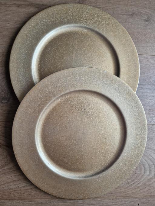 Buy & Sell Hall Green Birmingham - Photos for set of 2 gold glitter serving charger plates