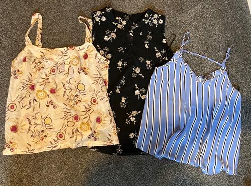 Buy & Sell Forest Town Mansfield - Photos for Women’s Summer bundle (3 items) size 12