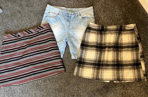 Buy & Sell Mansfield Town Centre Mansfield - Photos for Women’s size 12 bundle