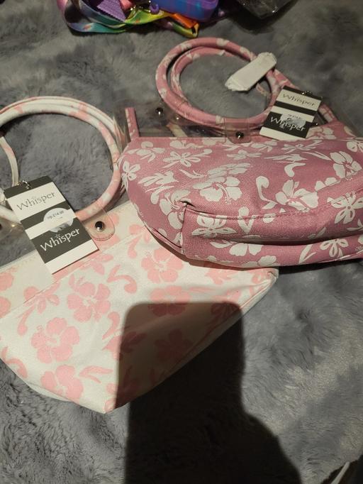 Buy & Sell Upper Holloway North London - Photos for 2 bags