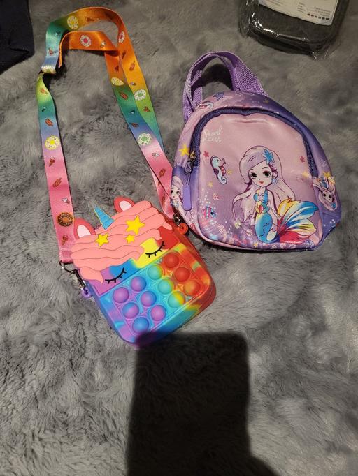 Buy & Sell Upper Holloway North London - Photos for 2 bags