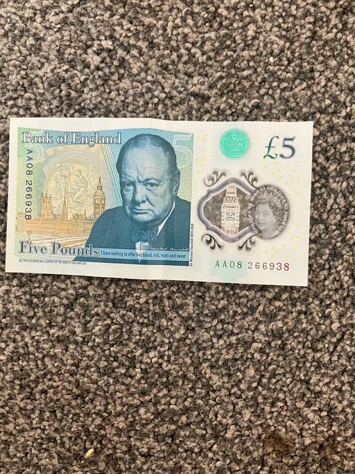 Buy & Sell Ardleigh Tendring - Photos for £5 pound note with AA serial numbers