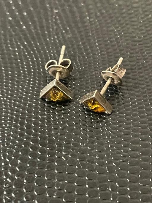 Buy & Sell Upper Edmonton North London - Photos for Amber silver earrings