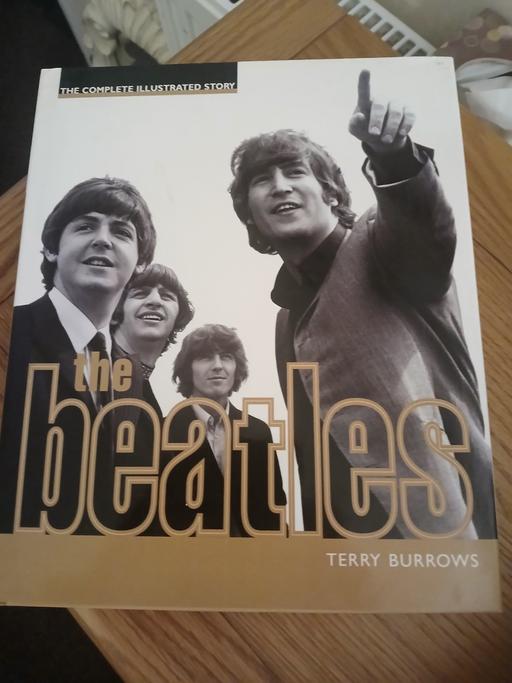 Buy & Sell Clifton Village Nottingham - Photos for Beatles Book )