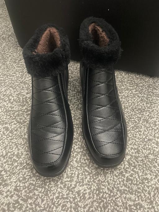 Buy & Sell Marton Blackpool - Photos for LADIES BOOTS 5