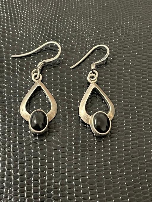 Buy & Sell Upper Edmonton North London - Photos for Black onyx silver earrings