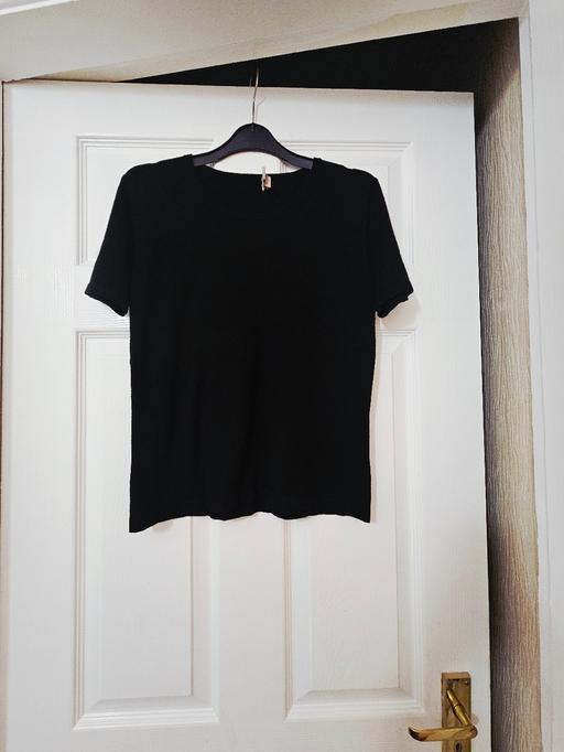 Buy & Sell Newton Doncaster - Photos for Jumper, size 16.