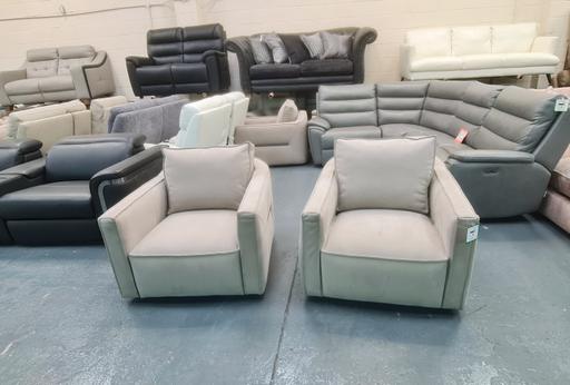 Buy & Sell Pentre Flintshire - Wales - Photos for Palazzo Accent Swivel Fabric Chairs x 2