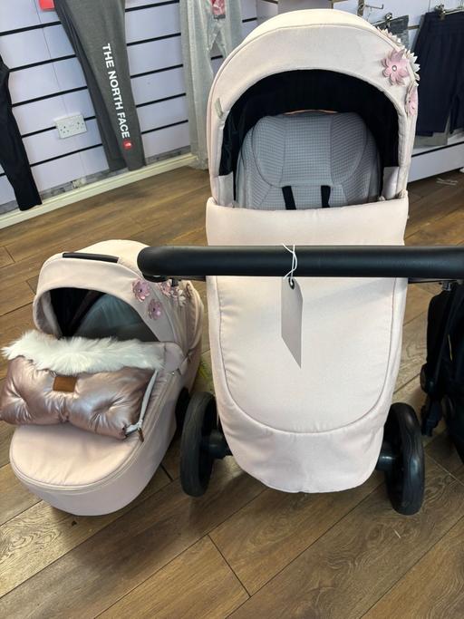 Buy & Sell Leamore Walsall - Photos for Travel system vespa blossom