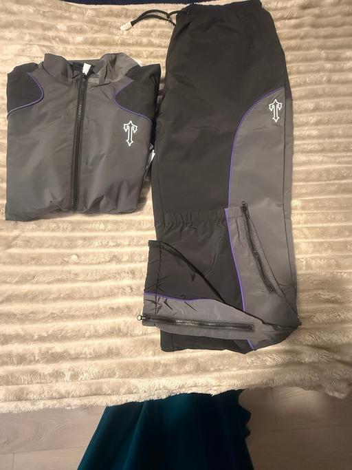 Buy & Sell West Bromwich Sandwell - Photos for Trapstar foundation shell tracksuit brand new