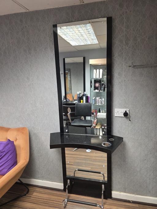 Buy & Sell Church Hill North Redditch - Photos for Salon stations