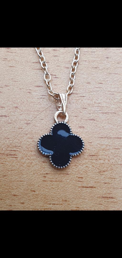 Buy & Sell Woodcross Wolverhampton - Photos for Ladies gold plated necklace with pendant