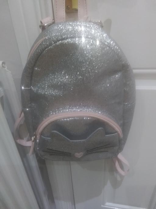 Buy & Sell Aldridge Walsall - Photos for BRAND NEW NO TAG GIRLS BACKPACK